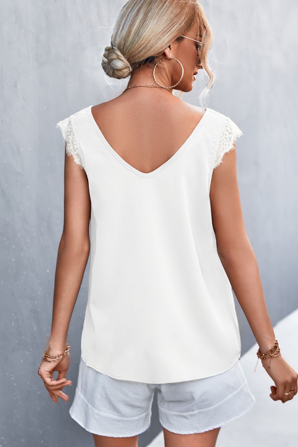 Spliced Lace V-Neck Sleeveless Top