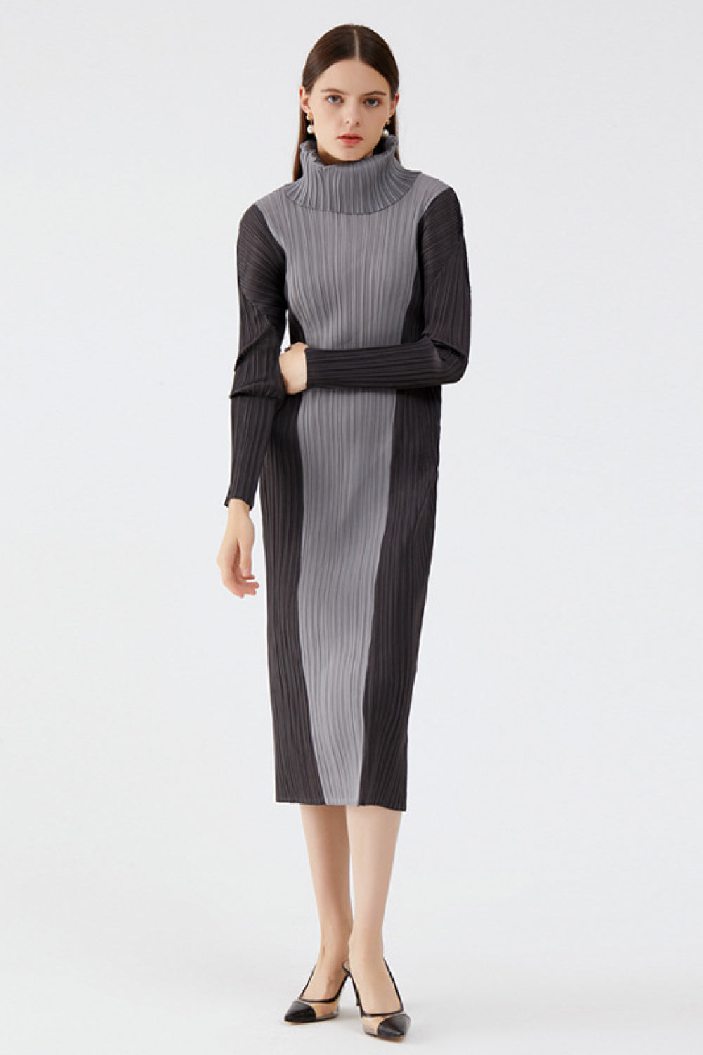 Color Block Accordion Pleated Turtleneck Dress